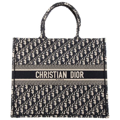 dior shoulder bag chain|christian Dior bag price guide.